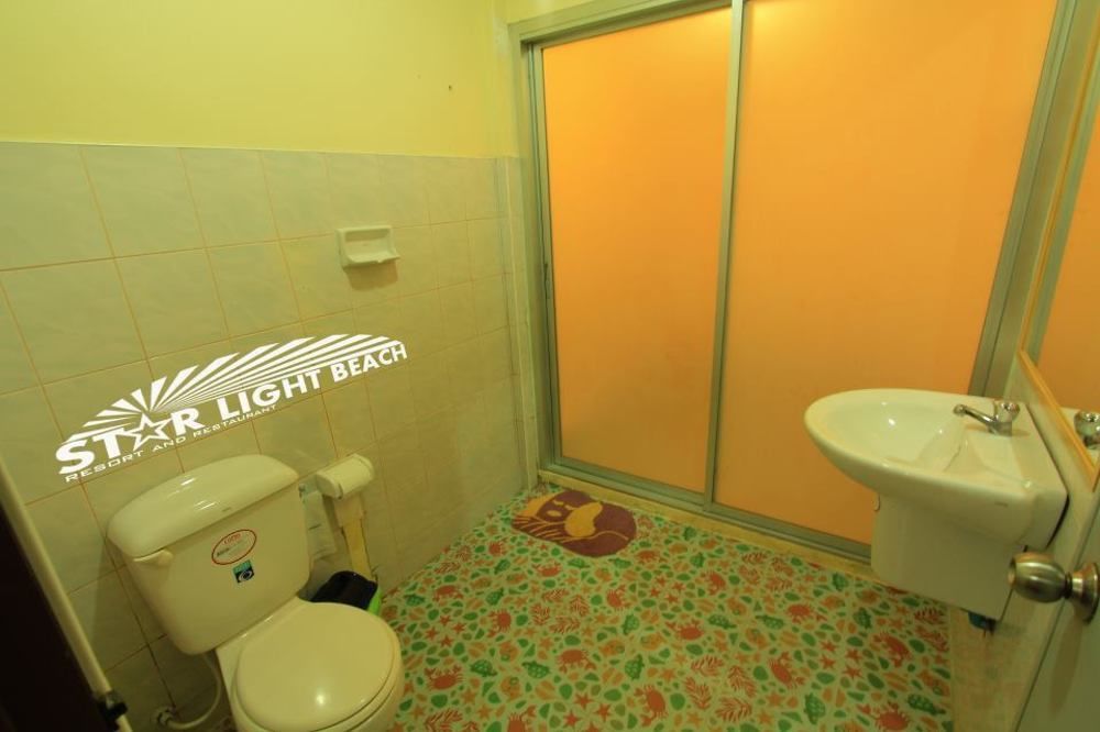 Star Light Beach Resort And Restaurant Chumphon Exterior photo